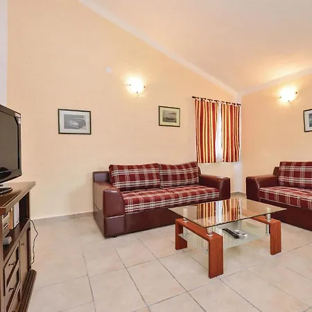 Amazing In With Kitchen